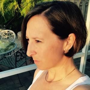 Meet your Posher, Dana